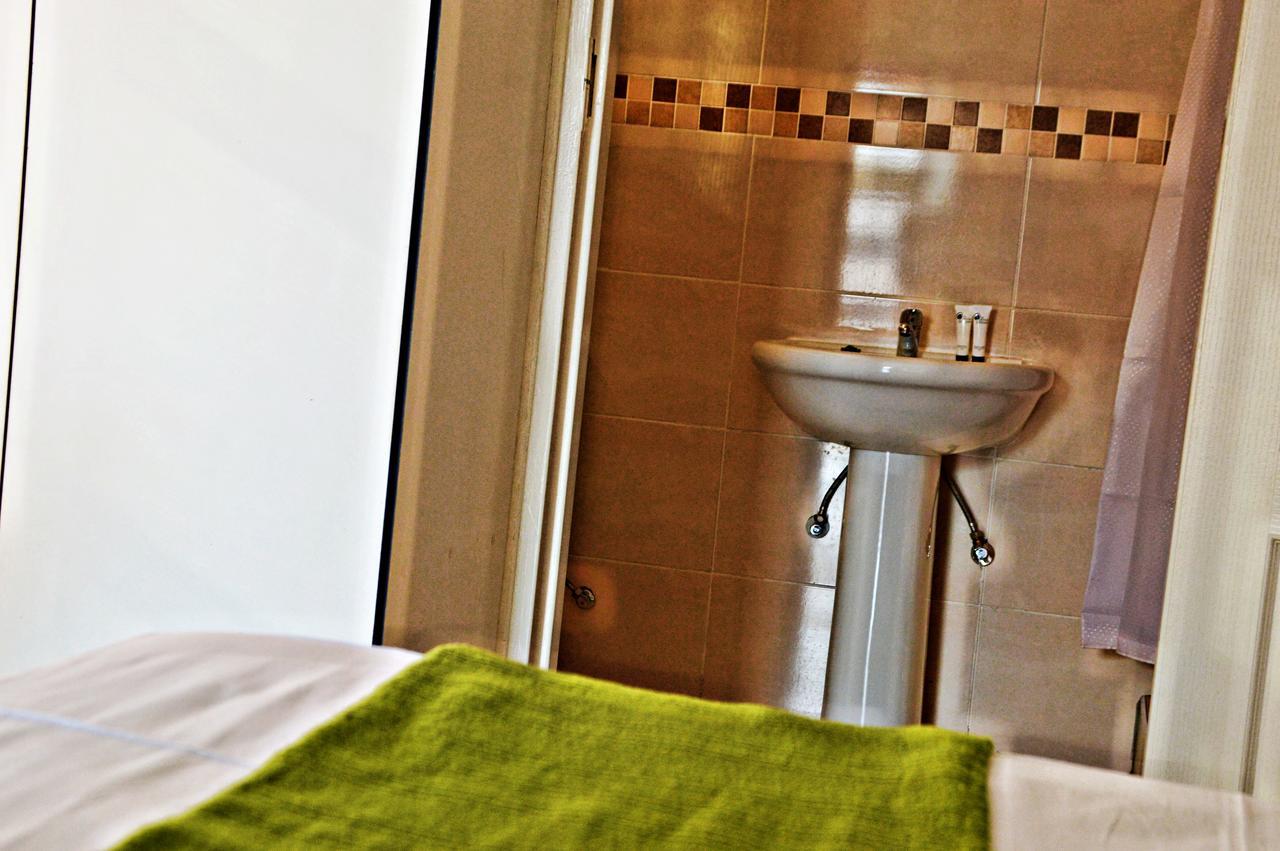Bed and Breakfast Cosy Palms Gaborone Exteriér fotografie